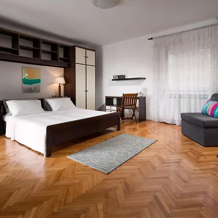 Accommodation-rovinj * Ровинь